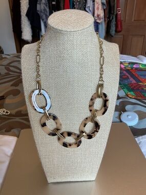 Tortoiseshell Link Necklace with Gold Chain